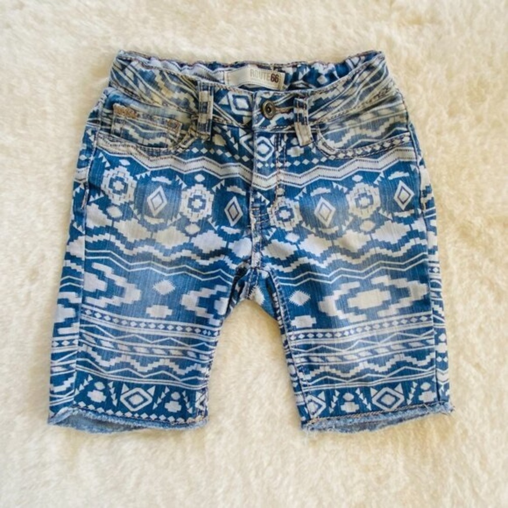 Denim Shorts Girl’s size 8 BOHO Southwest Print adjustable waist